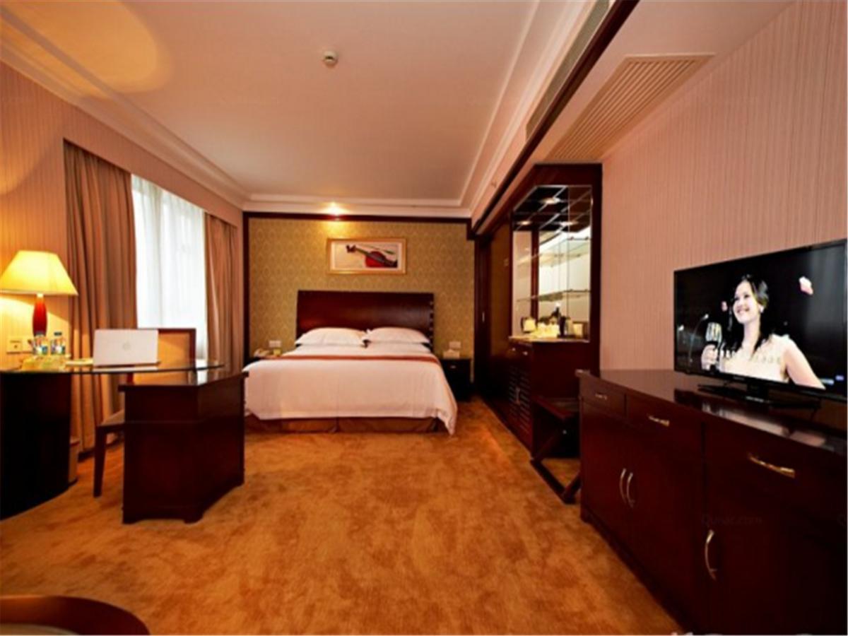 Vienna International Hotel Shanghai Train Station Екстер'єр фото