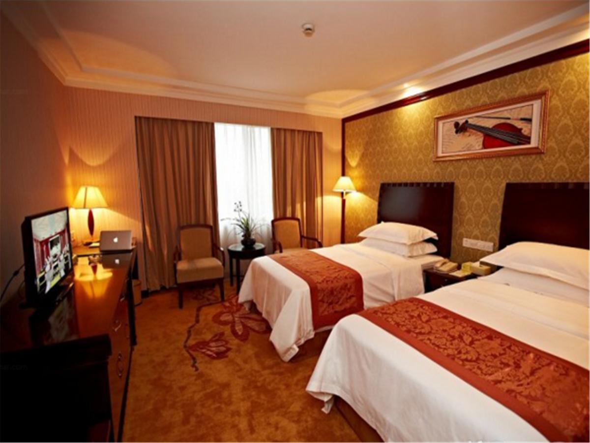 Vienna International Hotel Shanghai Train Station Екстер'єр фото